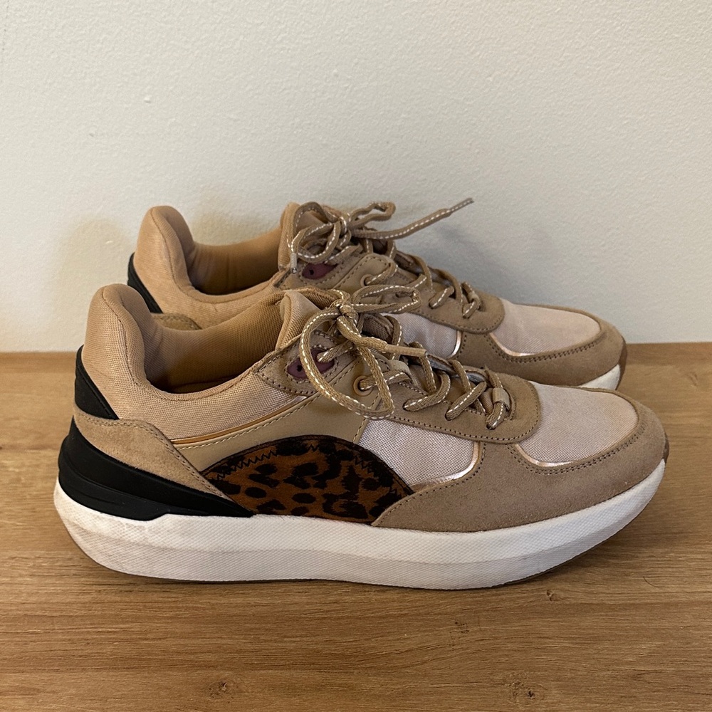 EUC Zara Beige and Gold Leopord Sneakers